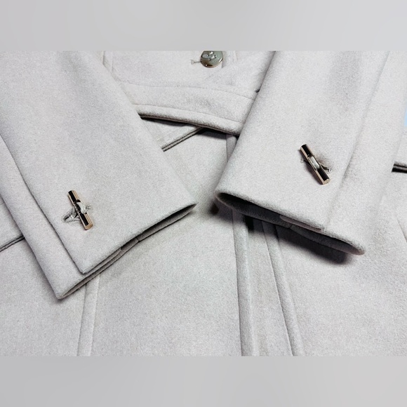 DKNY Trench Coat Cream Color - Picture 5 of 7